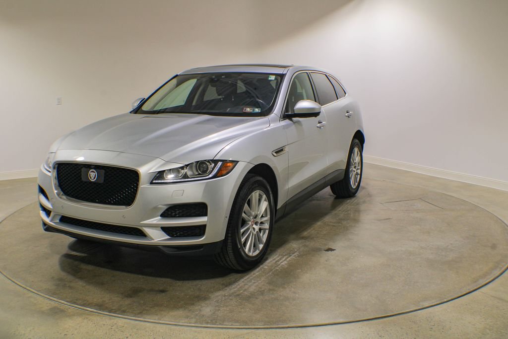 Used 2020 Indus Silver Metallic Jaguar 25t Prestige image 1