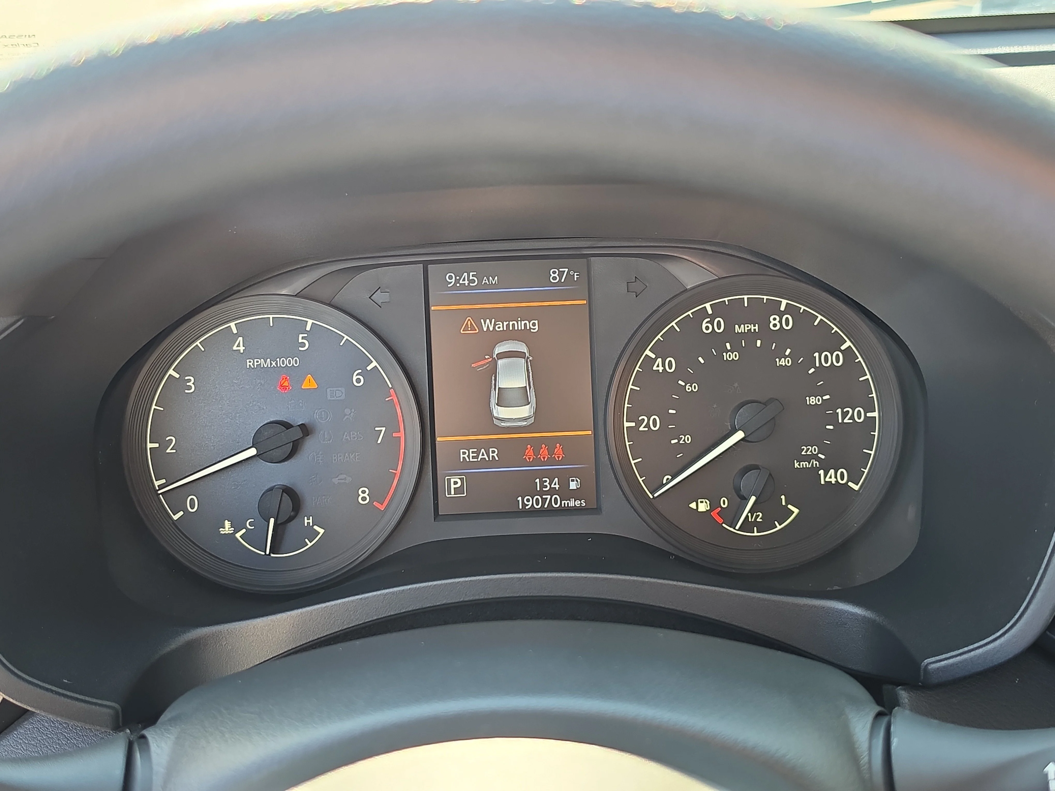 Certified Used 2025 Glacier White Nissan S image 31