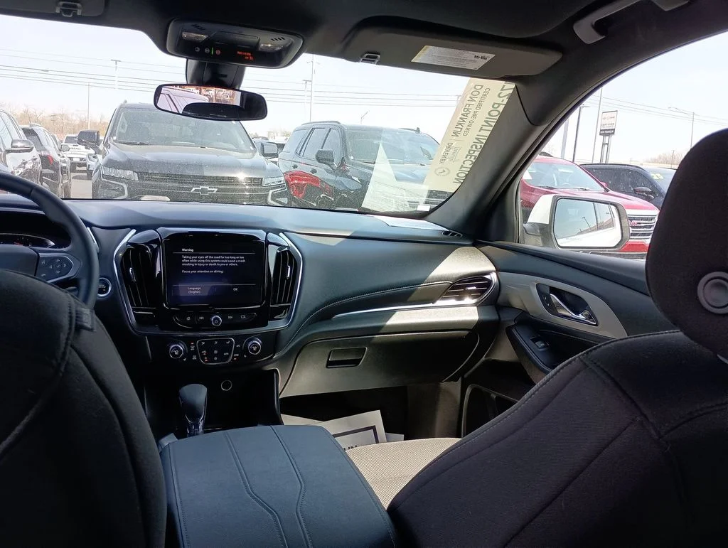 Used 2023 White Chevrolet LT image 13