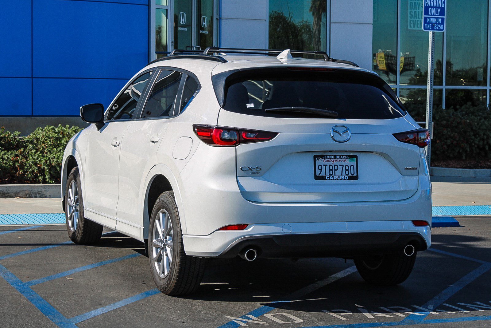 Used 2025 Rhodium White Metallic Mazda 2.5 S Preferred Package image 9