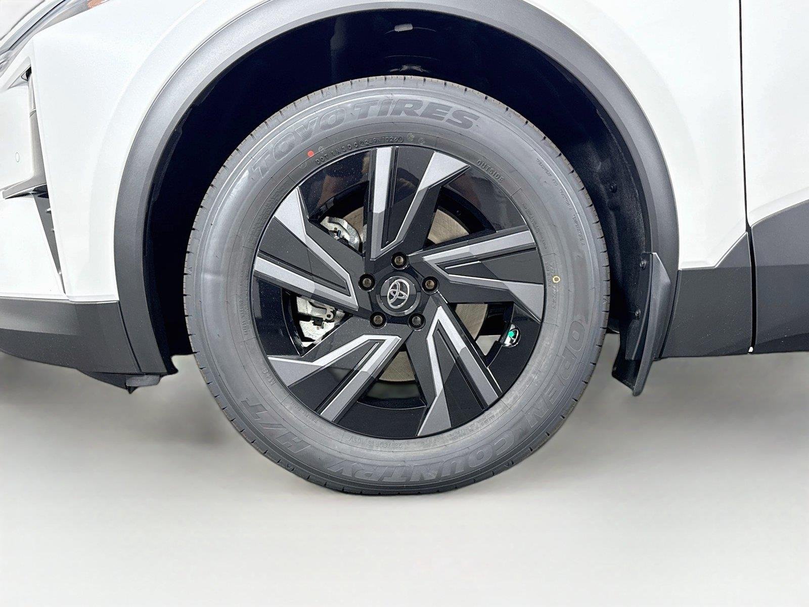 New 2026 Wind Chill Pearl Toyota SE image 42