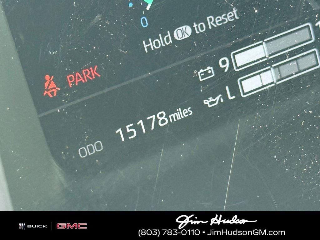 Used 2024  Toyota Platinum image 3