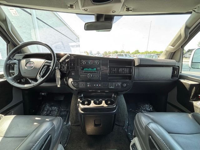 Used 2020 Summit White GMC Explorer Limited SE image 22