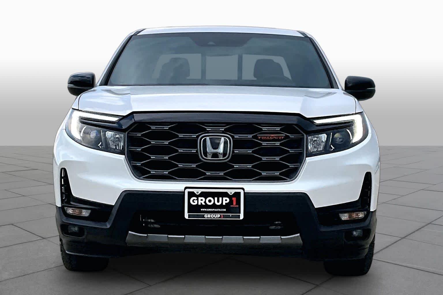 Used 2024 Platinum White Pearl Honda TrailSport image 4