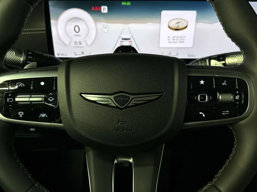 2025 GENESIS GV80 Standard - Photo 17