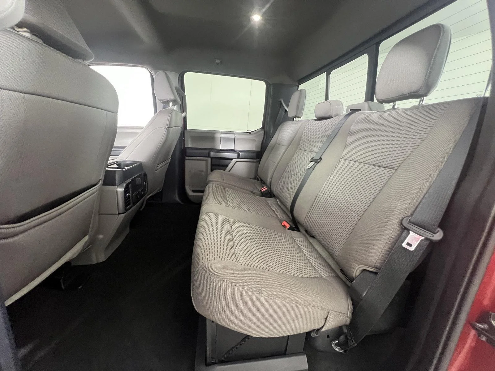 Used 2022 Rapid Red Metallic Tinted Clearcoat Ford XLT image 19