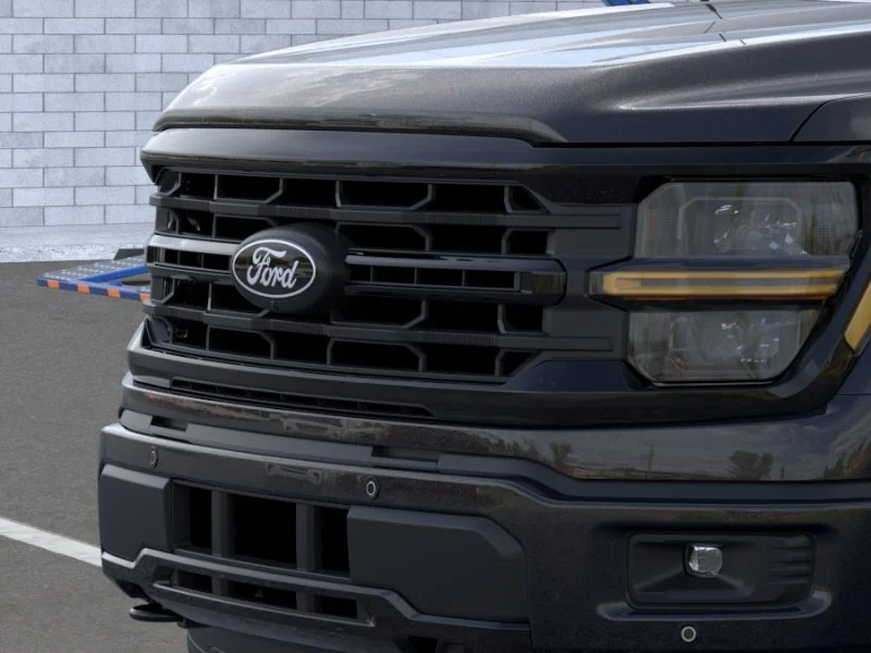 New 2026 Agate Black Metallic Ford XLT image 17