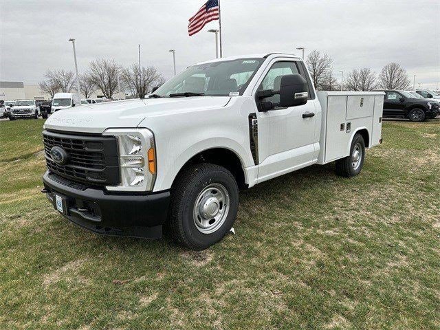 Certified Used 2023 Oxford White Ford XL image 1