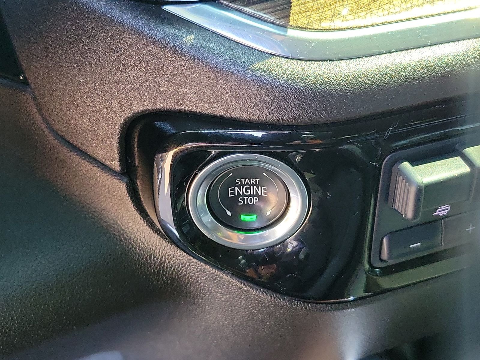 Used 2025 Gray Chevrolet LT image 19