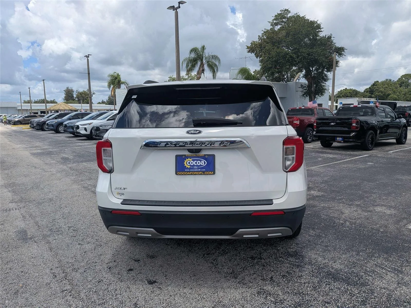 Used 2023  Ford XLT image 4