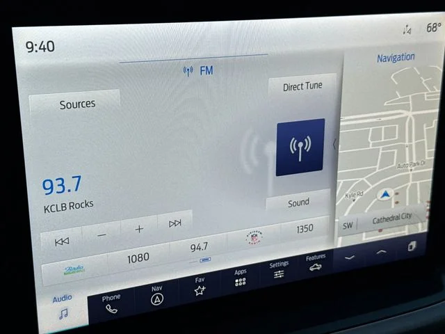 Used 2023 White Ford Raptor image 17