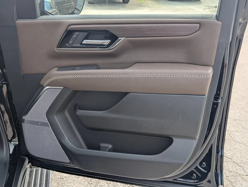 New 2026 Onyx Black GMC Denali Ultimate image 38