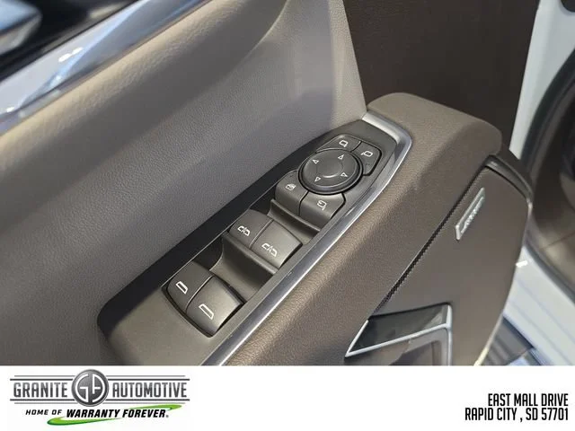 2026 GMC Sierra 1500 SLT - Photo 11