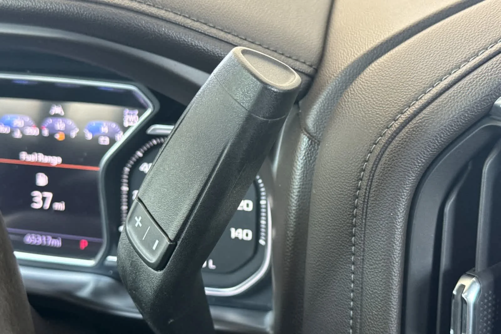 Used 2020 Onyx Black GMC Denali image 24