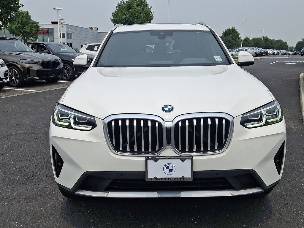 Certified Used 2024 Alpine White BMW xDrive30i image 2