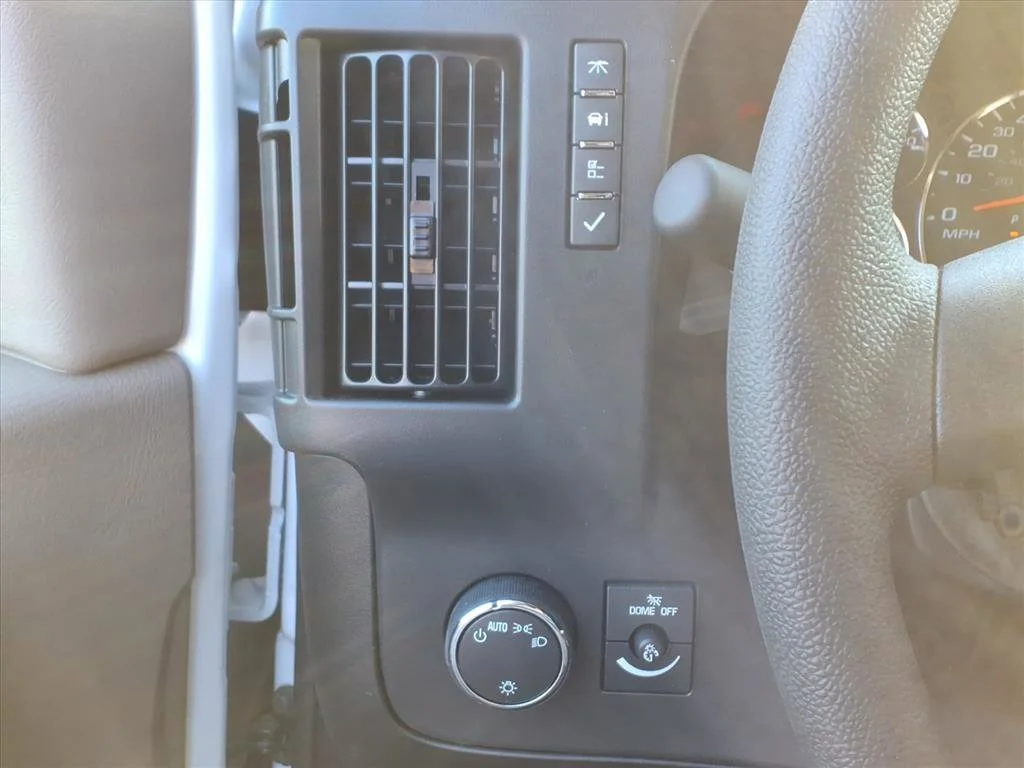 2025 Chevrolet Express Cargo Work Van - Photo 13