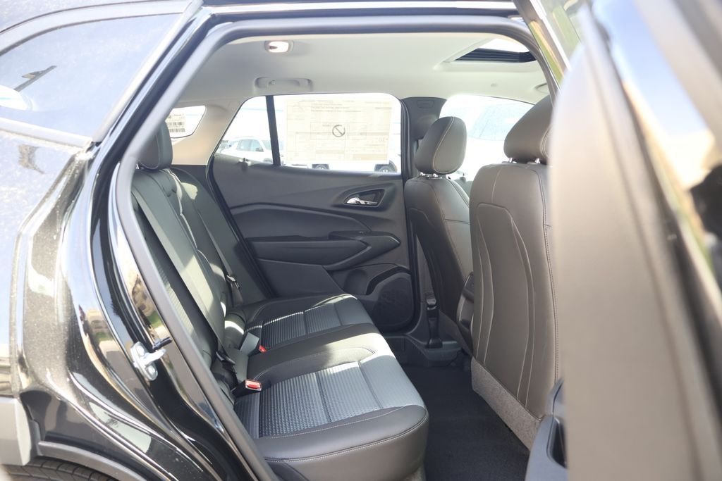 2026 Chevrolet Trax LT - Photo 40