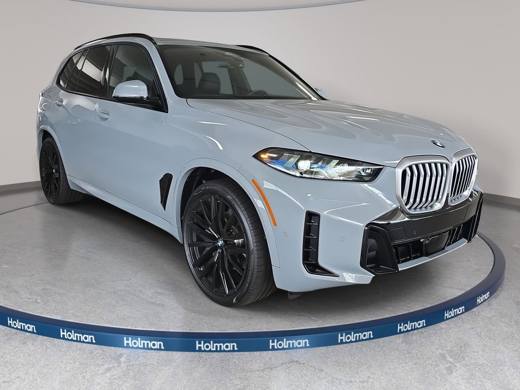 New 2026 Brooklyn Grey Metallic BMW sDrive40i image 3