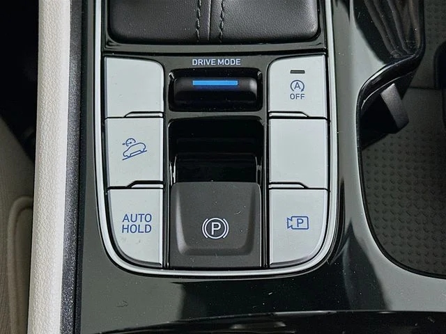 New 2026 Hyundai TUCSON SEL
