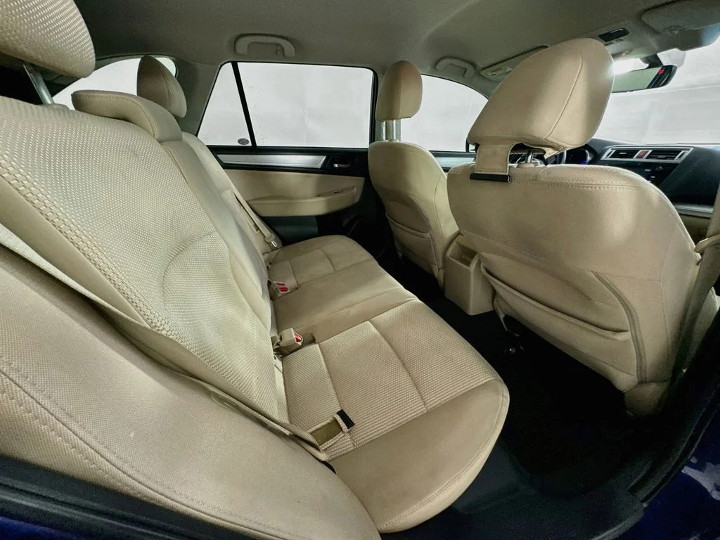 Used 2017 Lapis Blue Pearl Subaru 2.5i Premium image 33