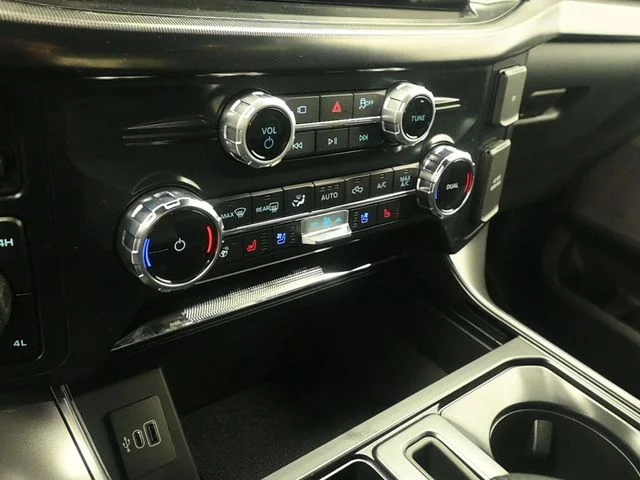 New 2026 Agate Black Metallic Ford Lariat® image 17