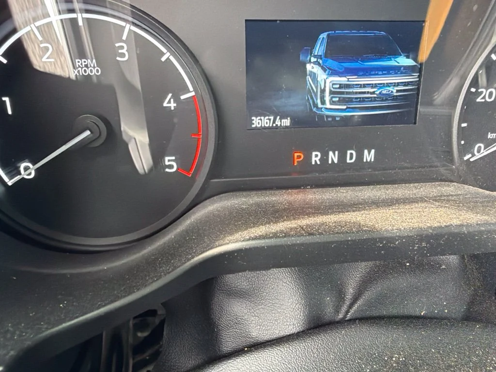 Used 2025 Gray Ford XLT image 19