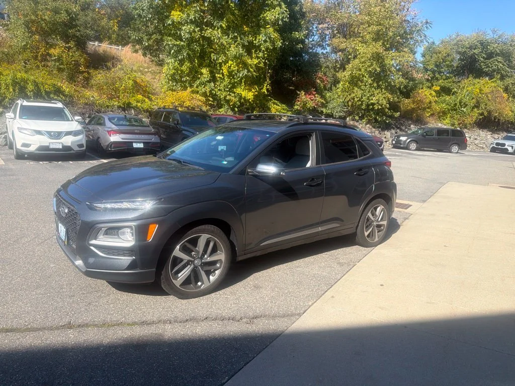 Used 2021 Gray Hyundai Limited image 3