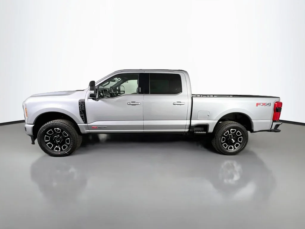 New 2027 Iconic Silver Metallic Ford Platinum image 5