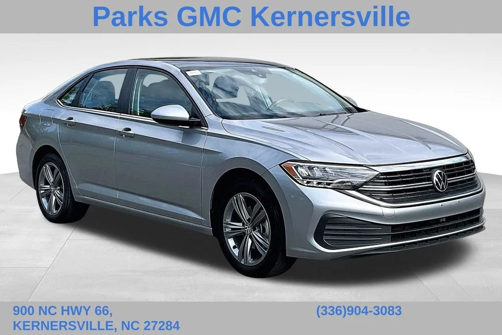 Used 2024 Silver Volkswagen 1.5T SE image 1