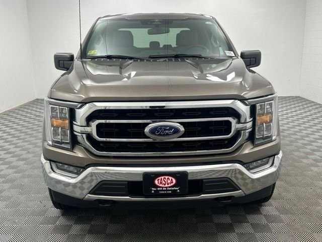 Used 2023 Stone Gray Metallic Ford XLT image 2