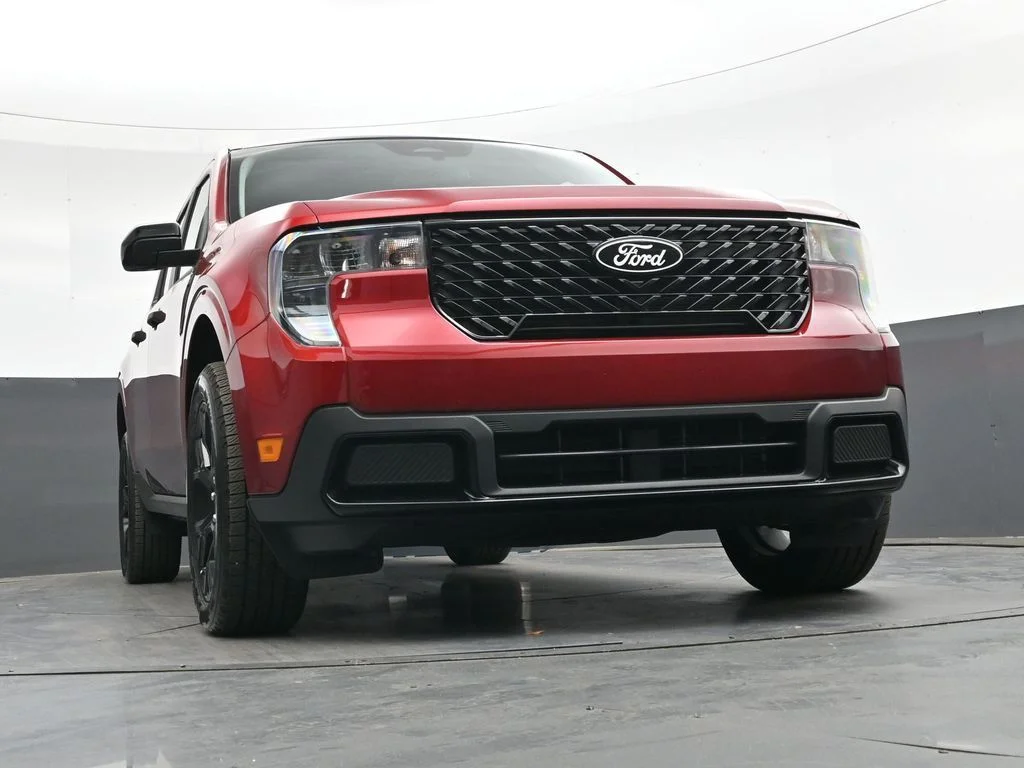 Used 2025 Red Ford XLT image 51