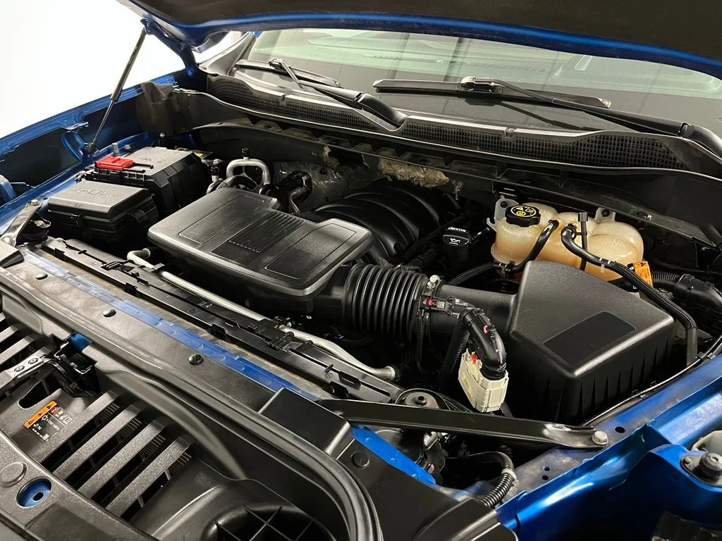 Used 2022 Blue Chevrolet ZR2 image 61