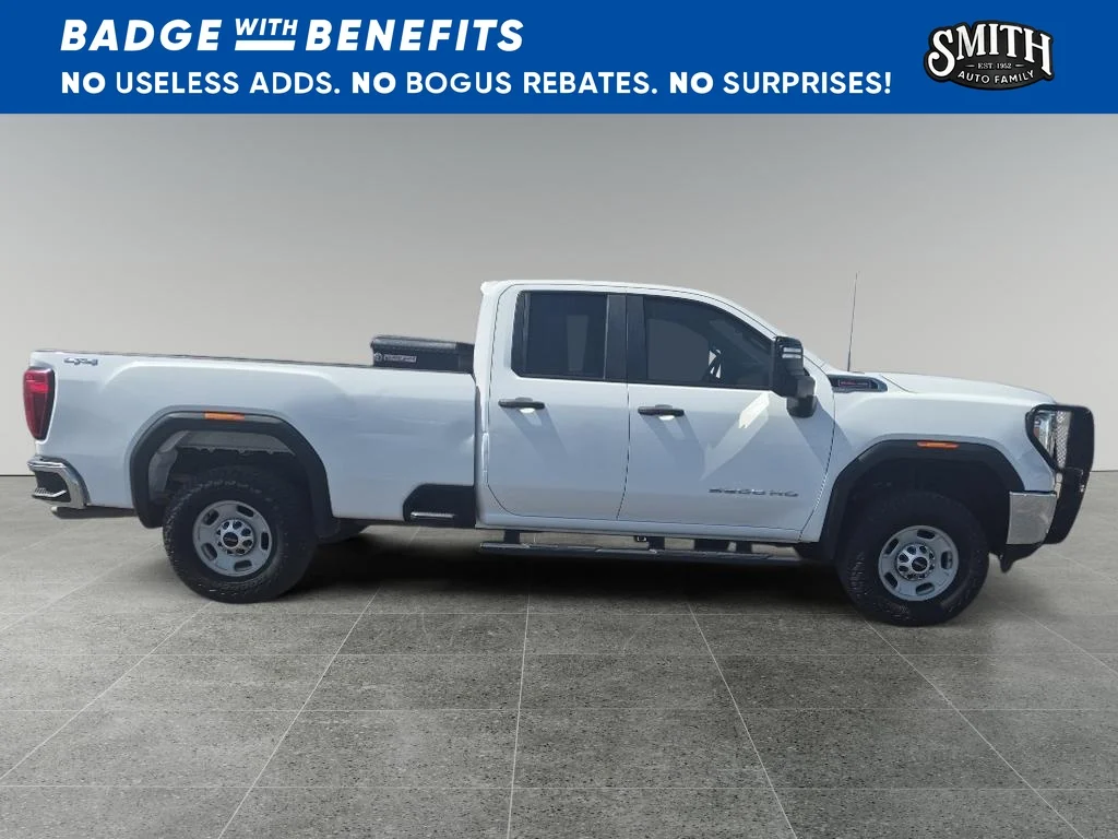 Certified Used 2022 Summit White GMC Pro image 3