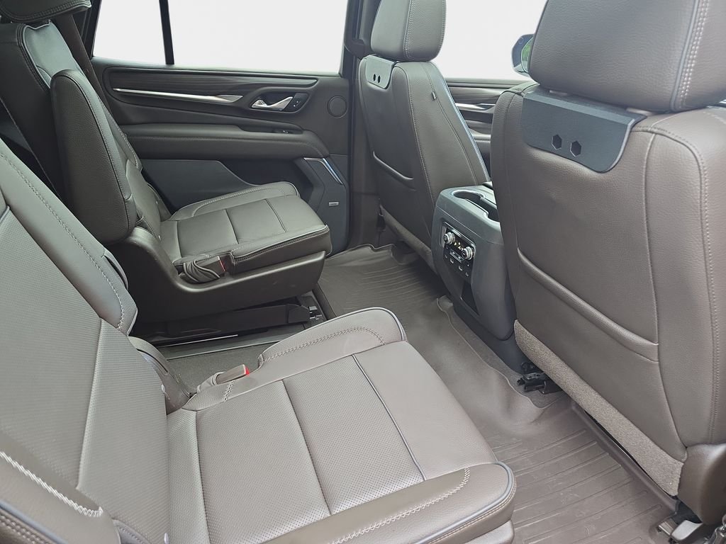 Used 2021 Blue GMC Denali image 13