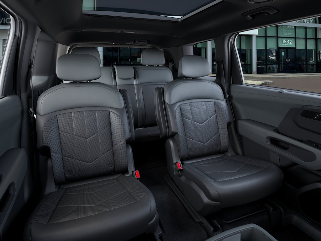 New 2027 Glacial White Pearl Kia X-Line SX image 16