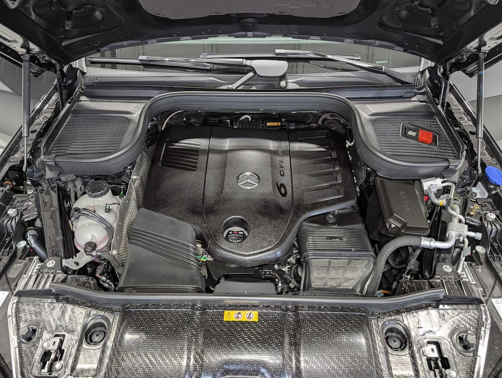 New 2026 Obsidian Black Metallic Mercedes-Benz GLE 450 image 12