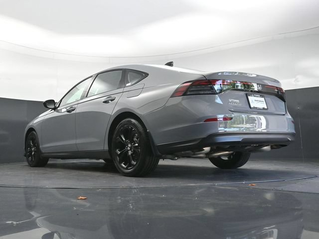 Certified Used 2025 Urban Gray Pearl Honda 1.5T SE image 65