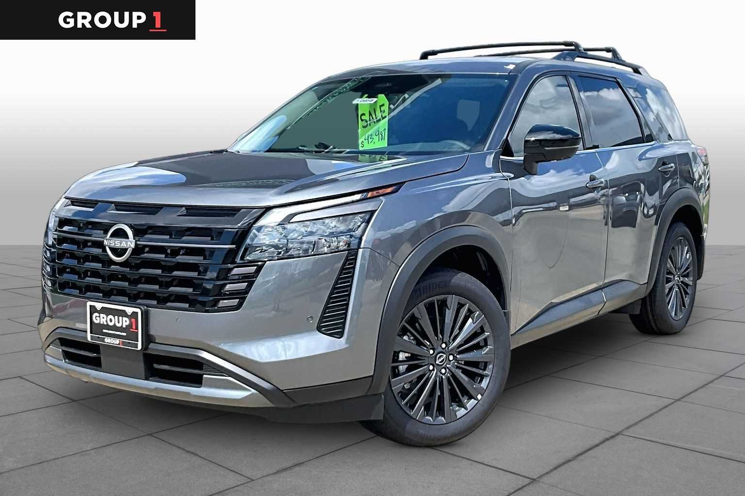 2026 Nissan Pathfinder SL