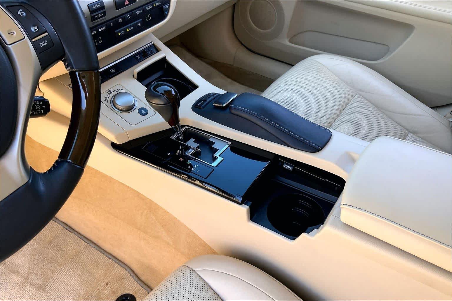 Used 2014 Satin Cashmere Metallic Lexus  image 17