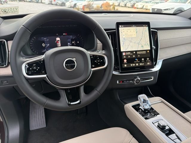 2026 Volvo XC90 Plus - Photo 14