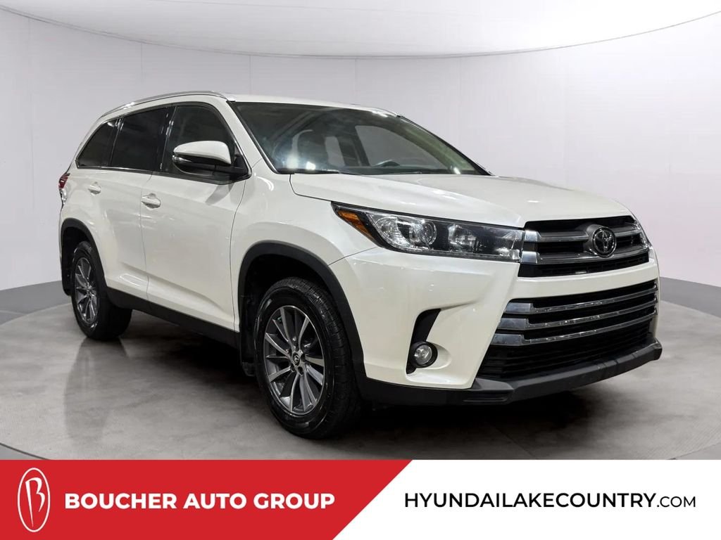 Used 2019 White Toyota XLE image 1