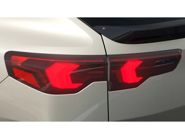New 2027 Dune Grey Metallic BMW  image 8