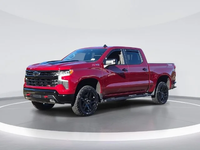 Used 2026 Red Chevrolet LT Trail Boss image 1