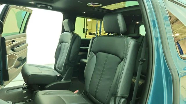 New 2026 Steel Blue Exterior Paint Jeep Limited Altitude image 20
