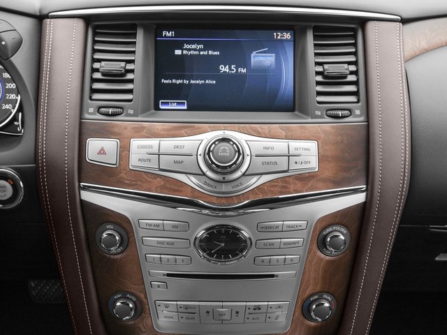 Used 2017 Imperial Black INFINITI Limited image 13