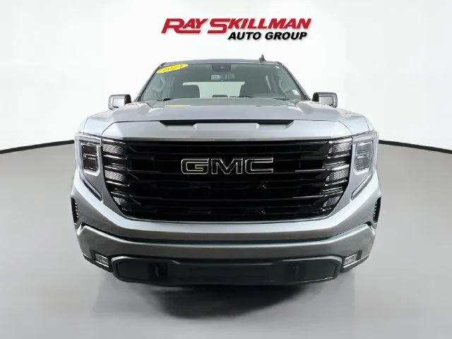 Used 2024 Silver GMC Elevation image 2