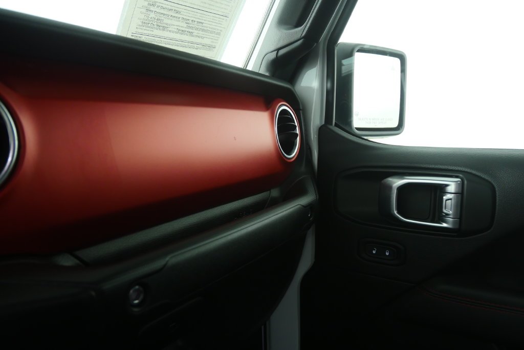 Used 2021 Bright White Clearcoat Jeep Rubicon image 32