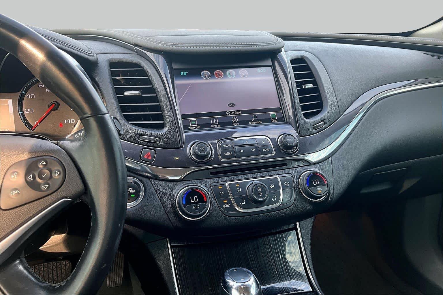 Used 2017 Summit White Chevrolet LT image 7