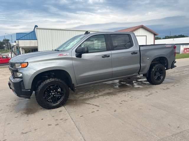 Used 2021 Chevrolet Silverado 1500 Custom with VIN 1GCPYCEL4MZ445919 for sale in Kansas City