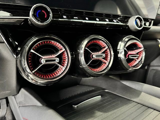 2025 Chevrolet Blazer EV RS - Photo 44